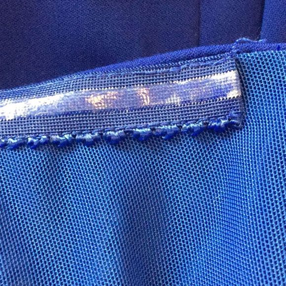 Badgley Mischka off-the-shoulder gown - Picture 13 of 14